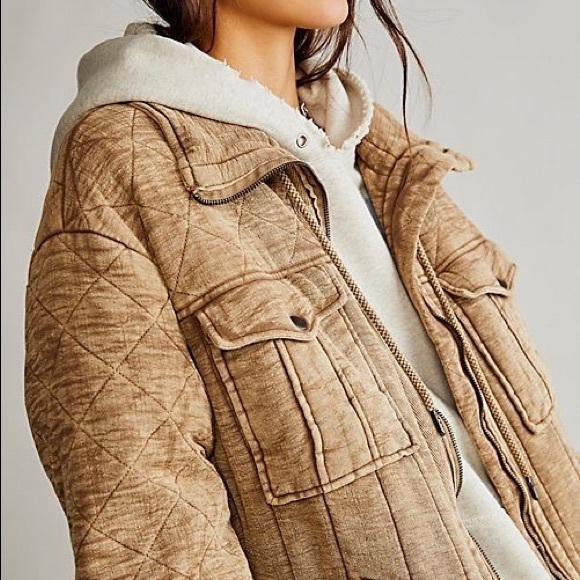 NEW Free People Luna Cozy Quilted Bomber Jacket Z532 - Picture 3 of 6